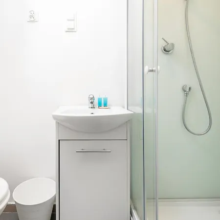 Lejlighed Downtown Comfort By Bookinghost