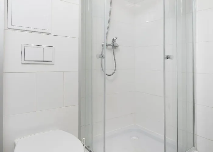 דירה Downtown Comfort By Bookinghost