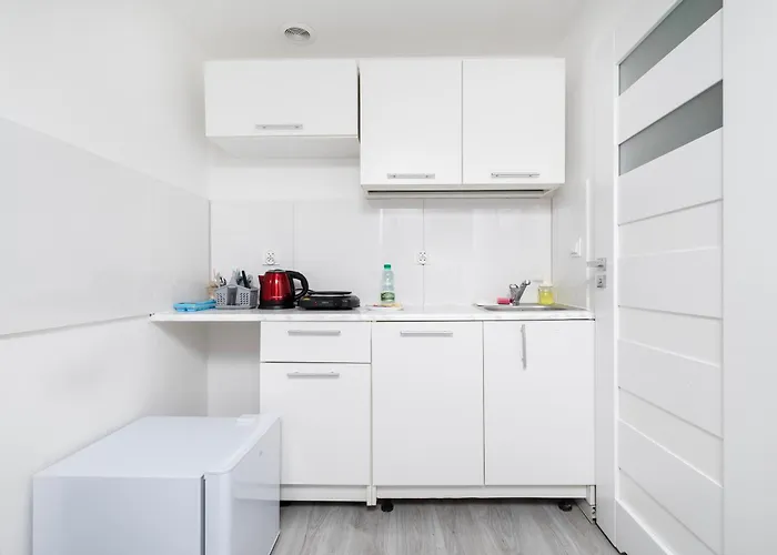 דירה Downtown Comfort By Bookinghost