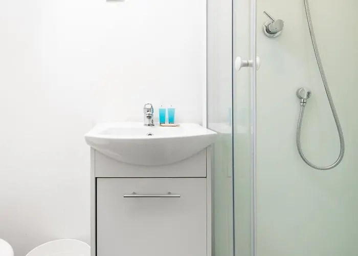 Lejlighed Downtown Comfort By Bookinghost